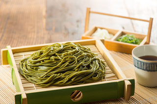 濃い抹茶そうめん翡翠の瀧@.jpg